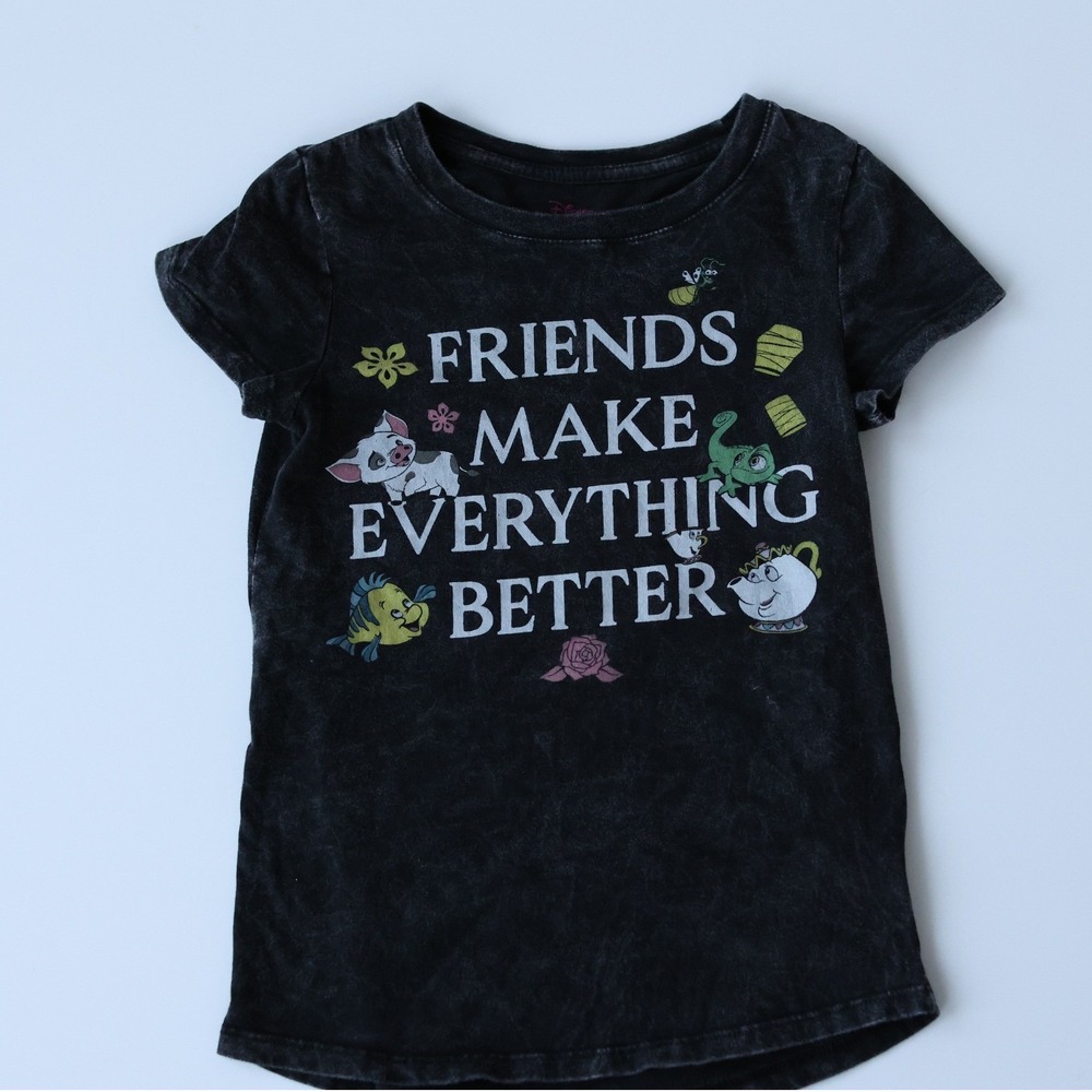 Disney Princess Friends Make Everything Better Graphic Tee Kids Size S Black‎